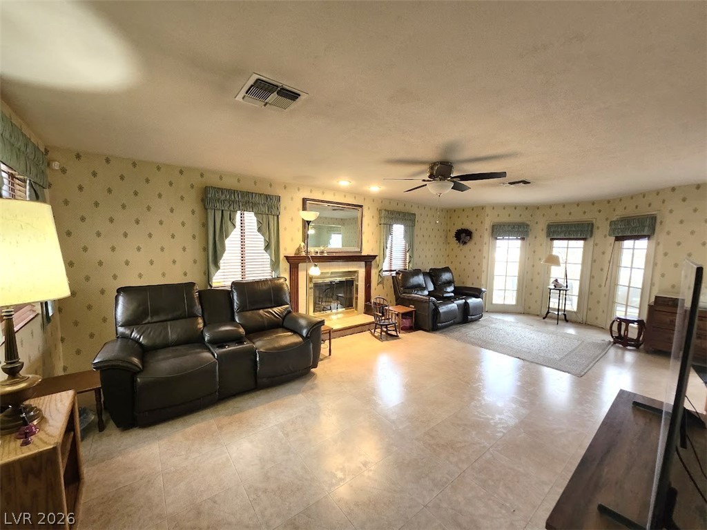 3954 Delos Drive Property Photo 4