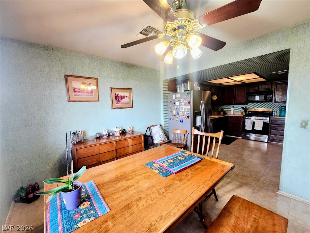3954 Delos Drive Property Photo 14