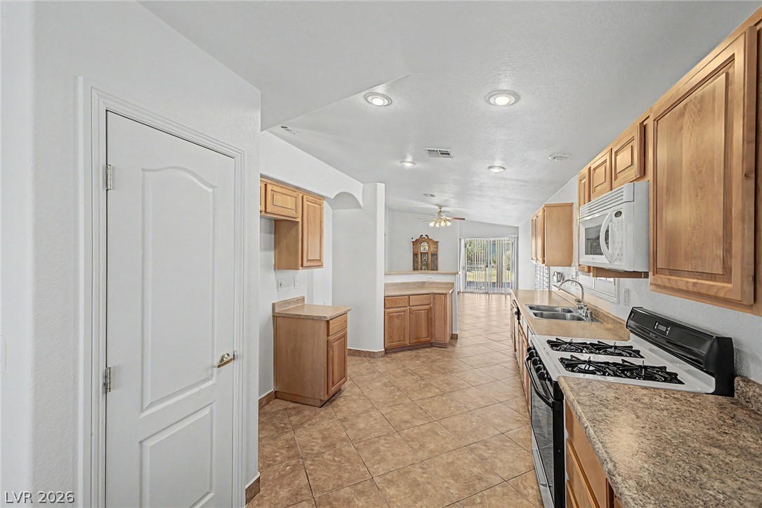 5233 Madison Stone Street Property Photo 10