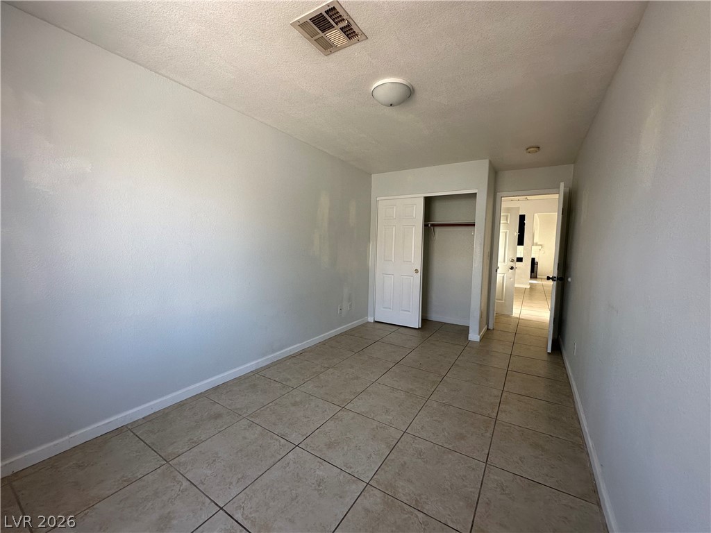 8275 Cedar Leaf Drive Property Photo 15