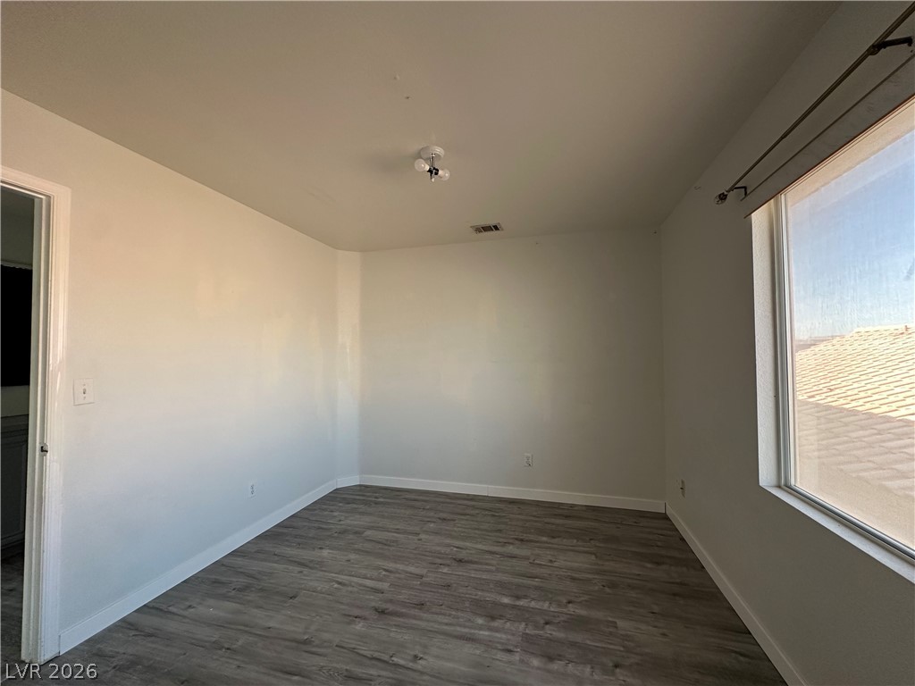 8275 Cedar Leaf Drive Property Photo 18