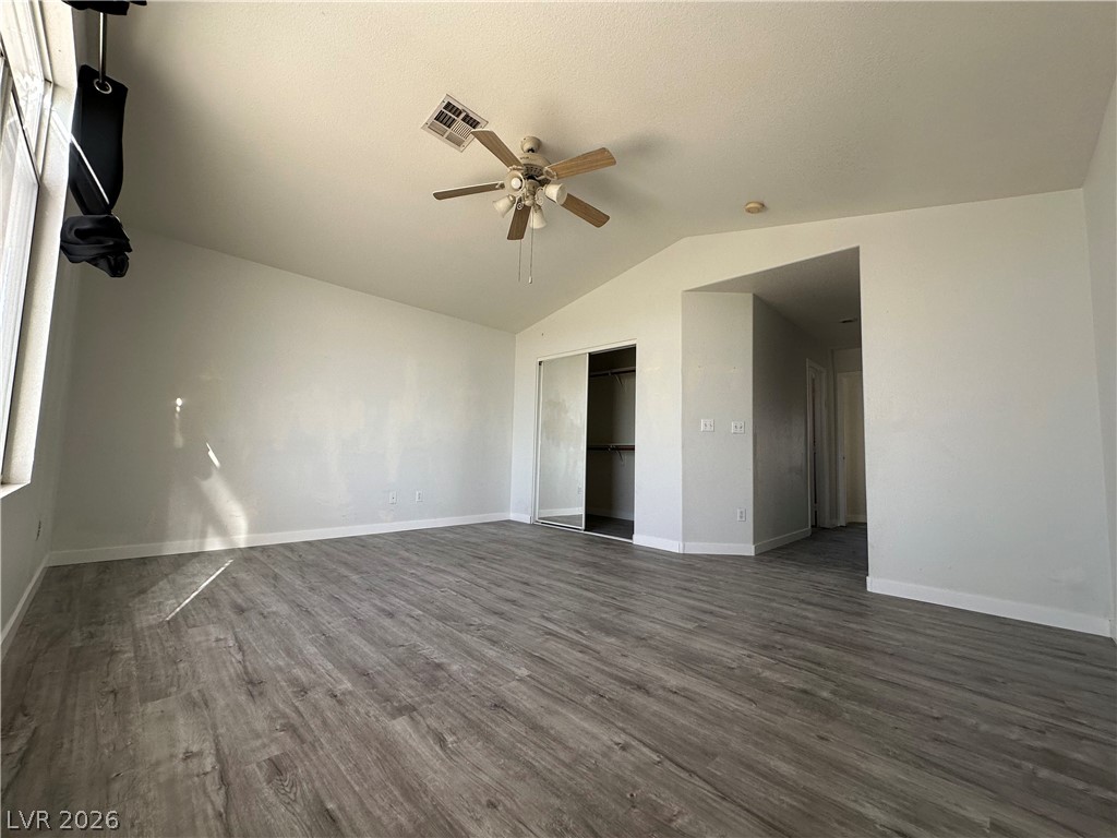 8275 Cedar Leaf Drive Property Photo 20