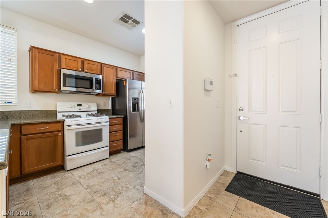 9149 White Rock Peak Street Property Photo 3