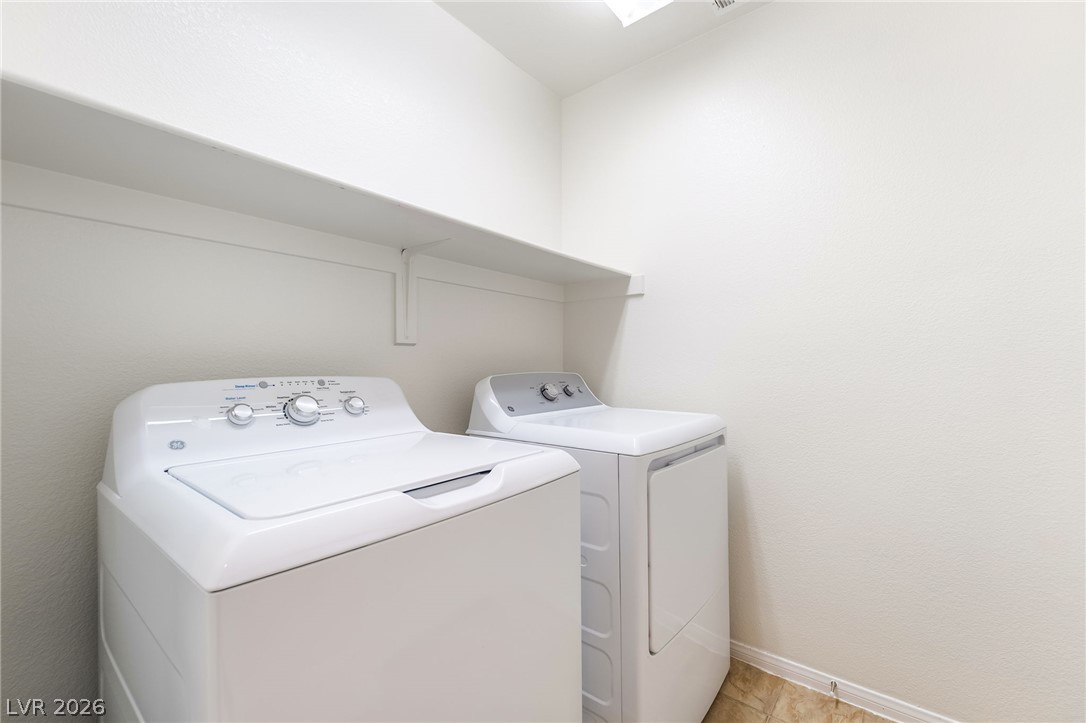 9149 White Rock Peak Street Property Photo 33