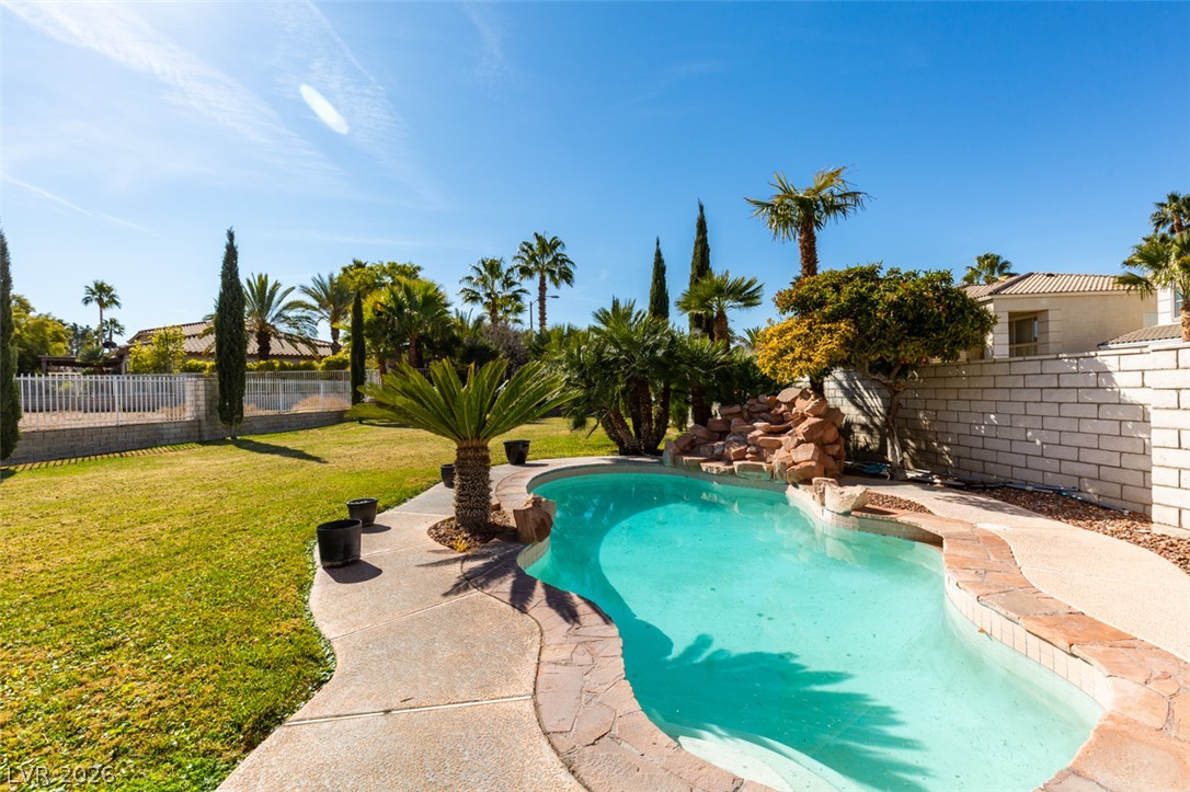 152 Ultra Drive Property Photo 2