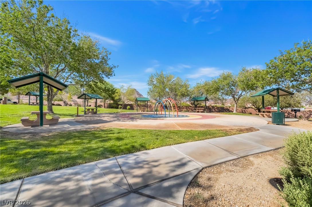 1658 Lefty Garcia Way Property Photo 21