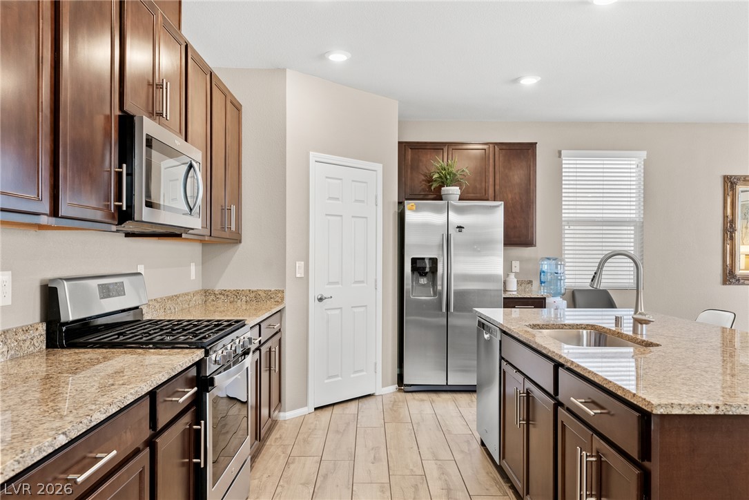 5347 Boschetto Street Property Photo 6