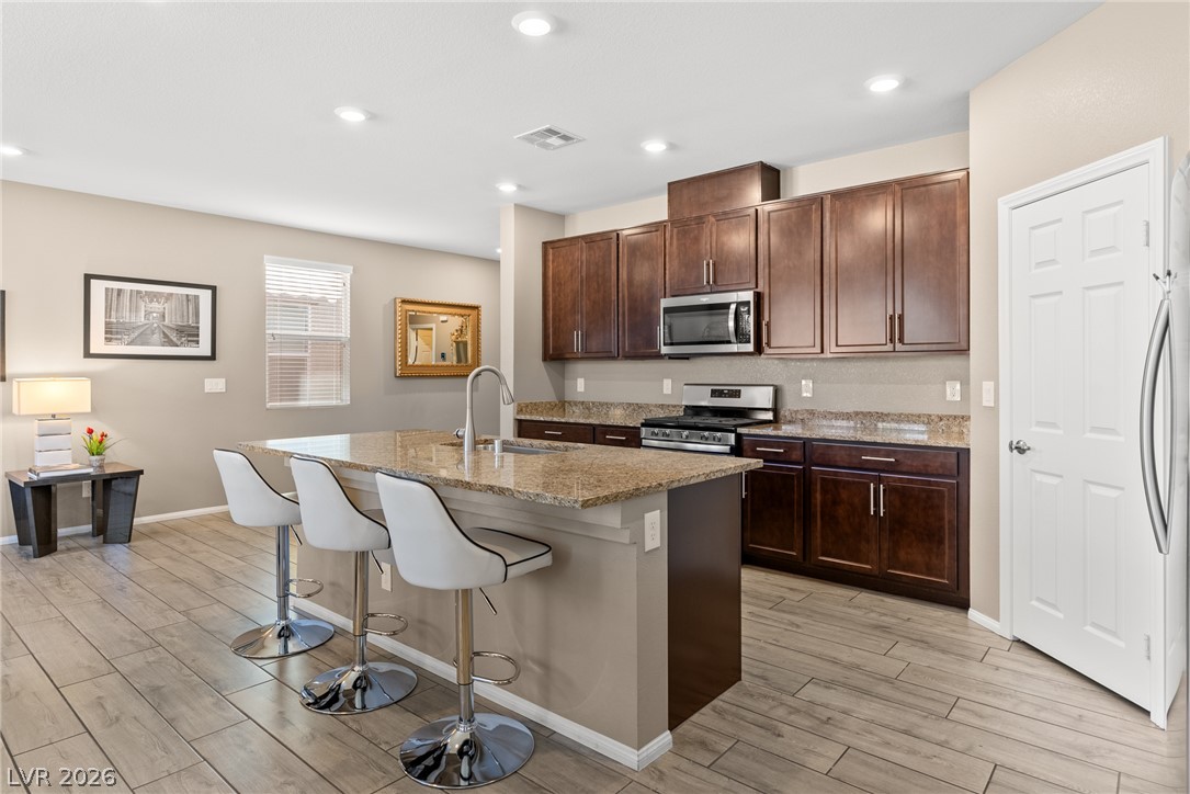 5347 Boschetto Street Property Photo 7