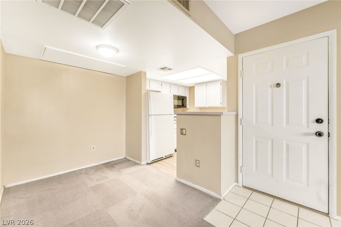 8070 Russell Road 1054 Property Photo 7
