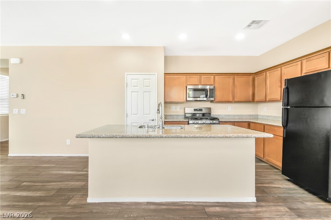 6318 Bijah Spring Avenue Property Photo 6