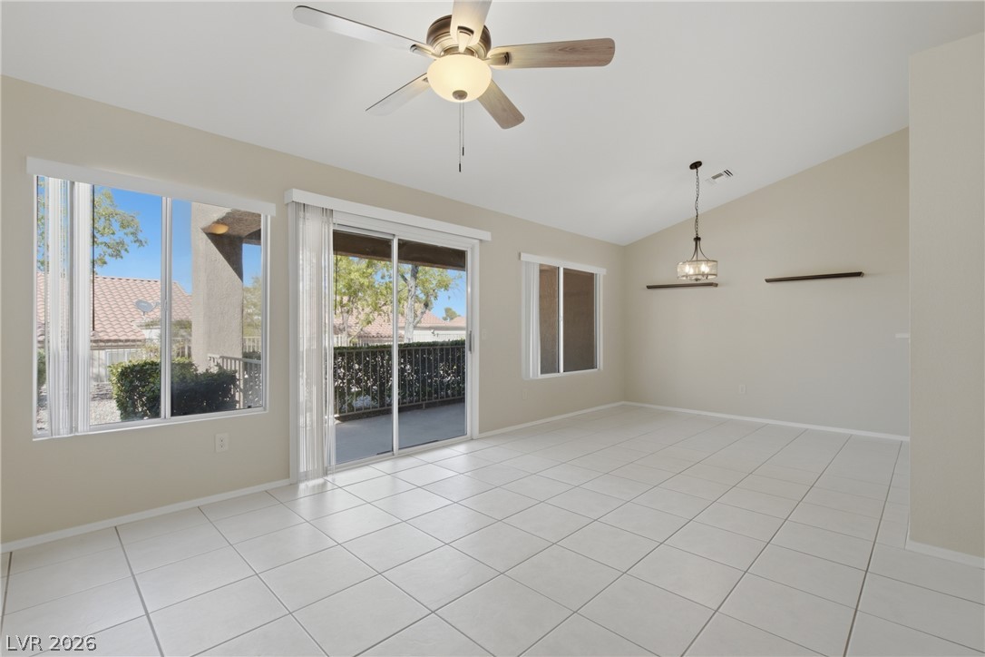 8612 Prairie Hill Drive Property Photo 4