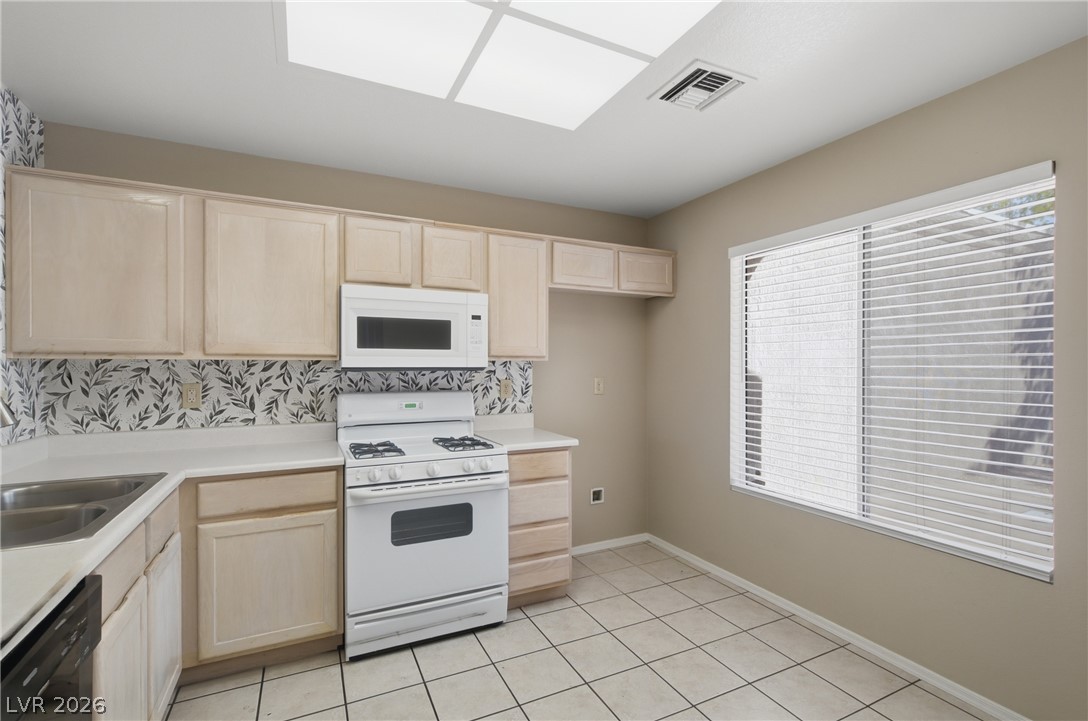 8612 Prairie Hill Drive Property Photo 35