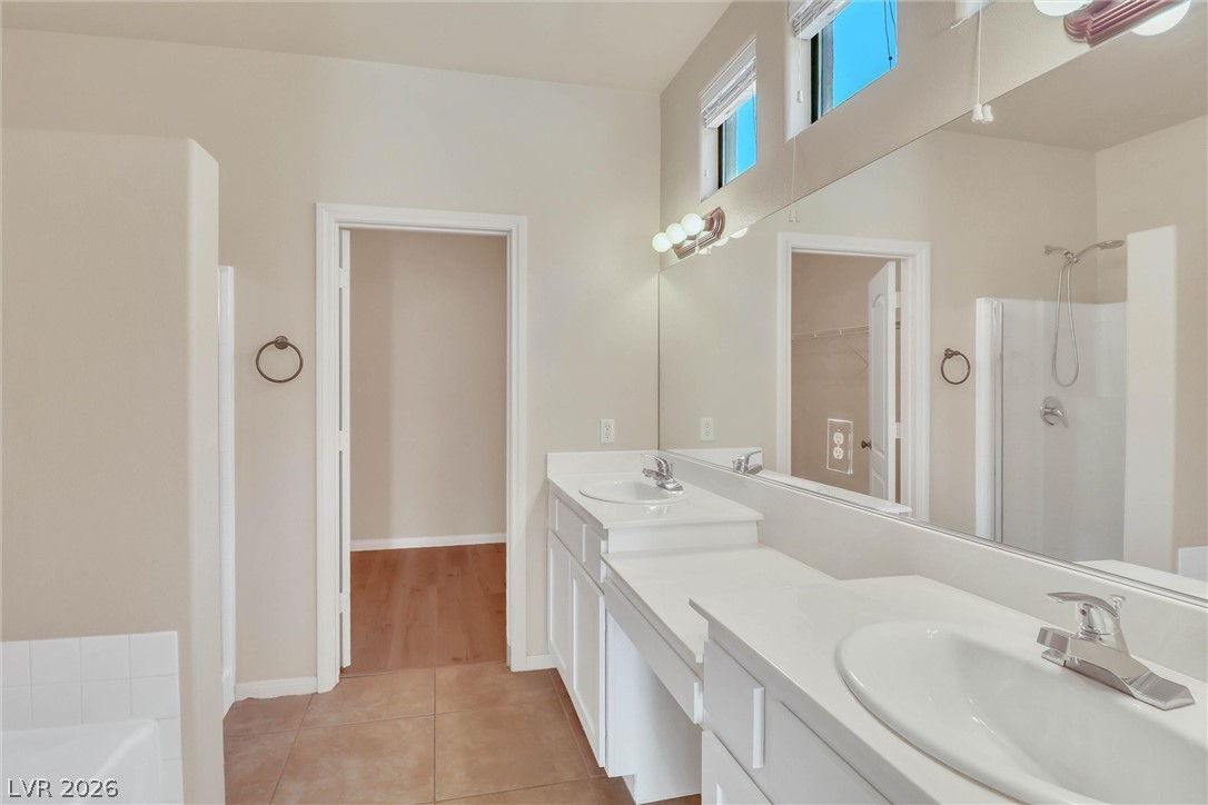 3928 Maldive Isle Court Property Photo 20