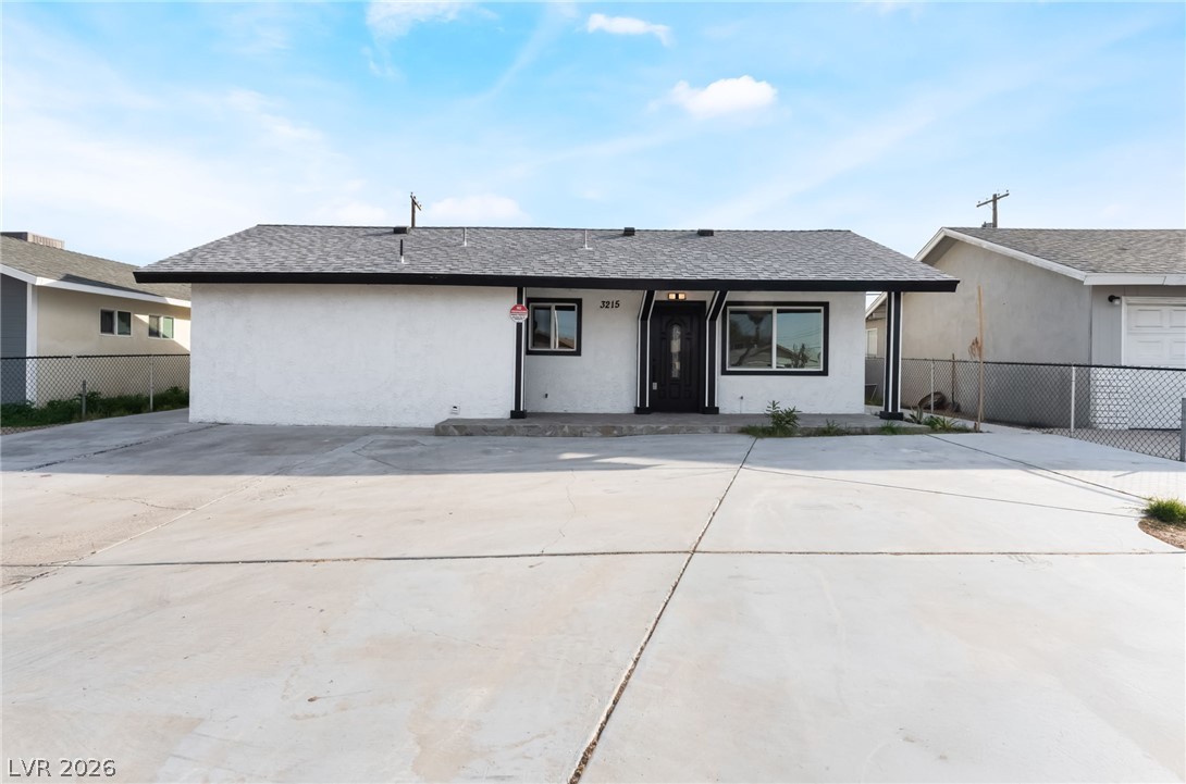 3215 Dillon Avenue Property Photo 1