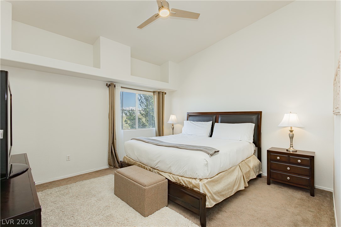 424 Pine Haven Street 203 Property Photo 18