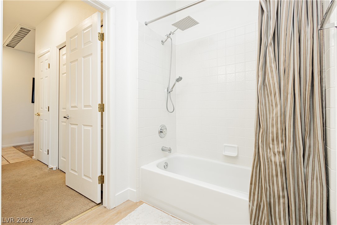 424 Pine Haven Street 203 Property Photo 28