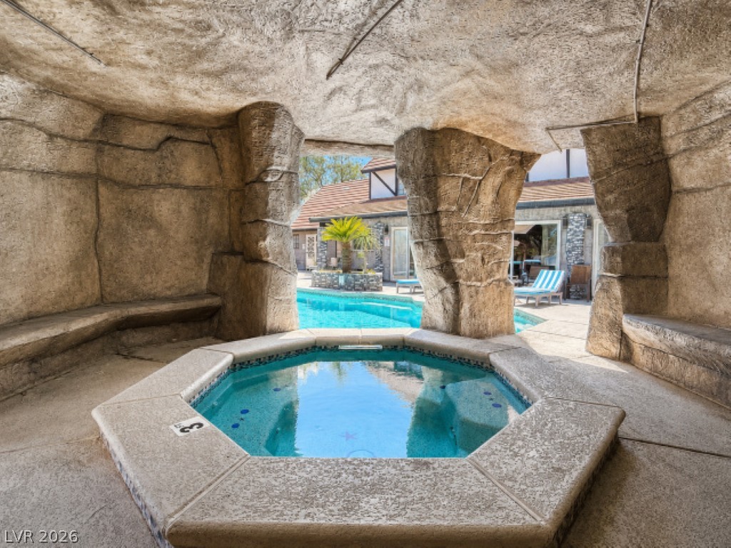 3090 El Camino Road Property Photo 58