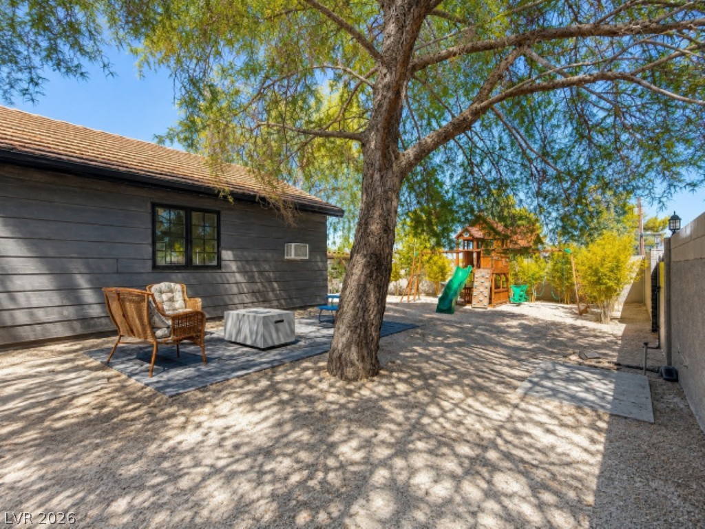 3090 El Camino Road Property Photo 65