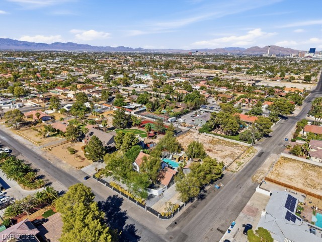 3090 El Camino Road Property Photo 77
