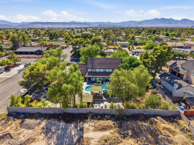 3090 El Camino Road Property Photo 83