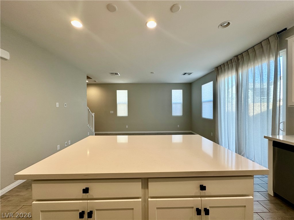 10216 Ullom Drive Property Photo 6
