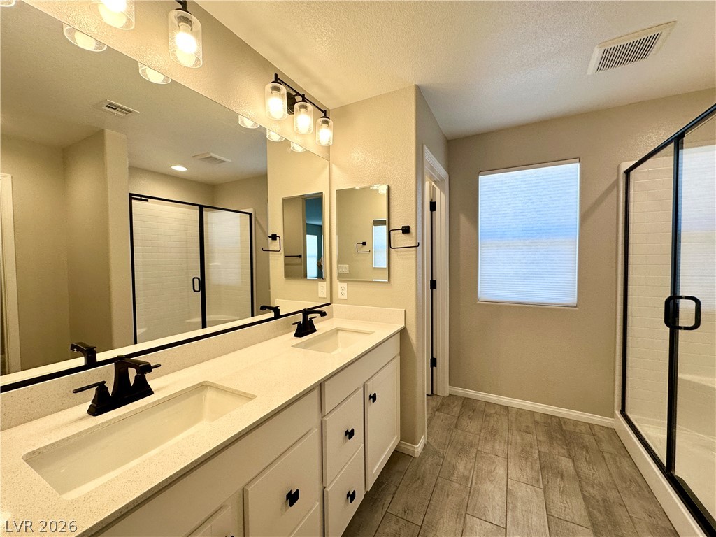 10216 Ullom Drive Property Photo 15