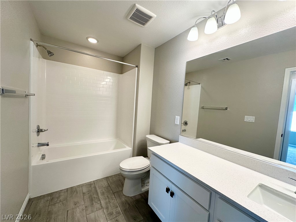 10216 Ullom Drive Property Photo 24