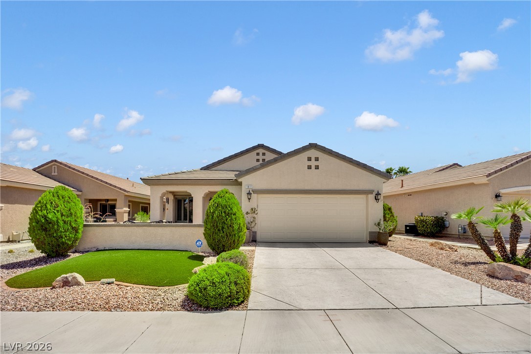 1811 Tiger Creek Avenue Property Photo 1