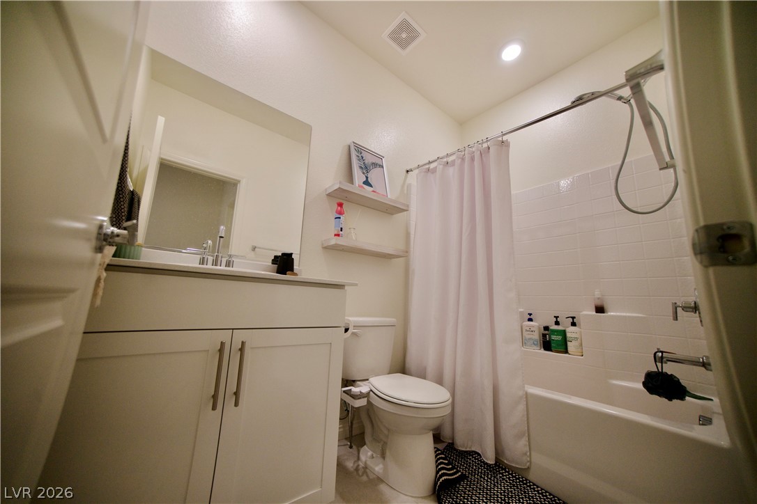 6155 Larimar Gold Street Property Photo 5