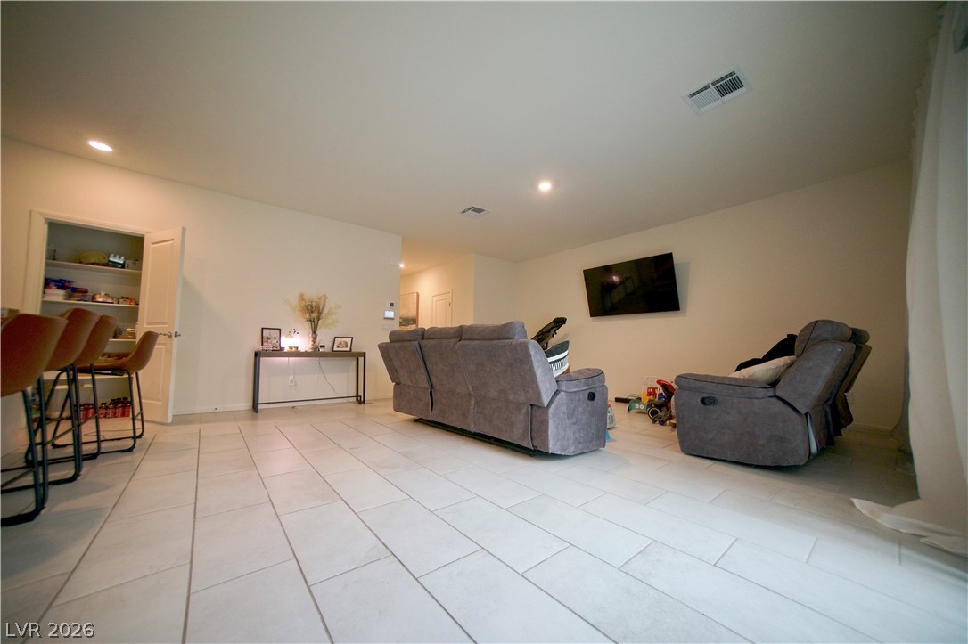 6155 Larimar Gold Street Property Photo 9