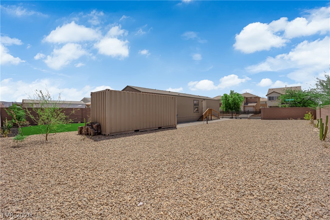 5240 Los Pinos Street Property Photo 22