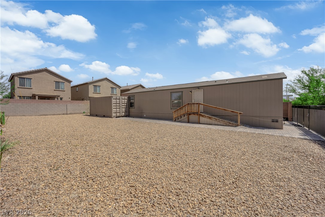5240 Los Pinos Street Property Photo 23