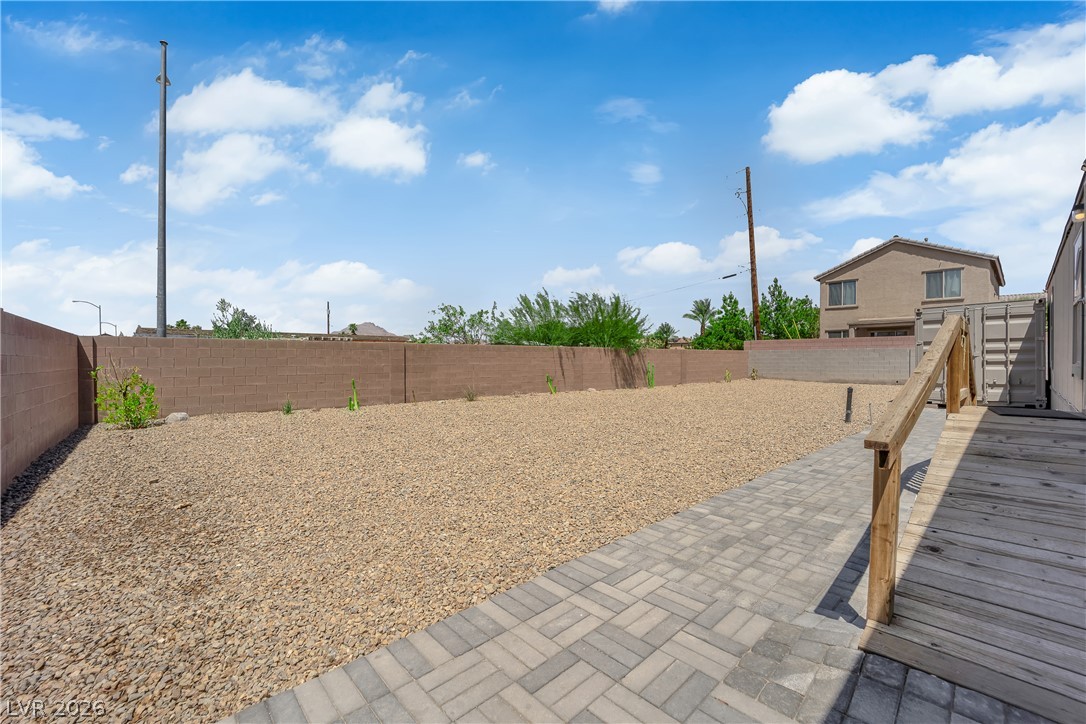 5240 Los Pinos Street Property Photo 24