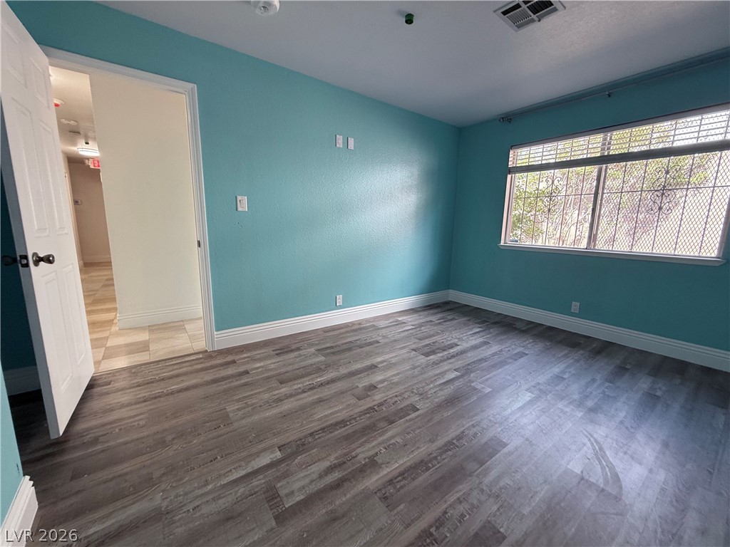 8620 Cremona Drive Property Photo 15