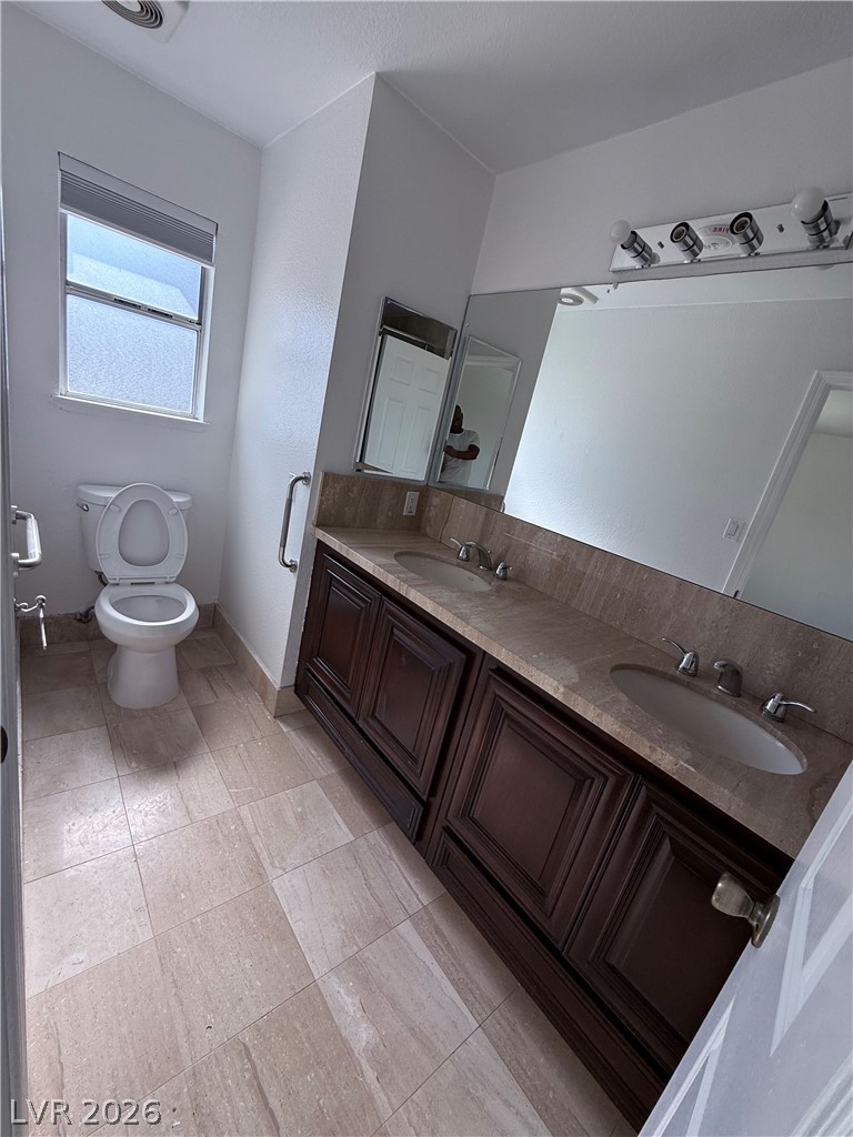8620 Cremona Drive Property Photo 21
