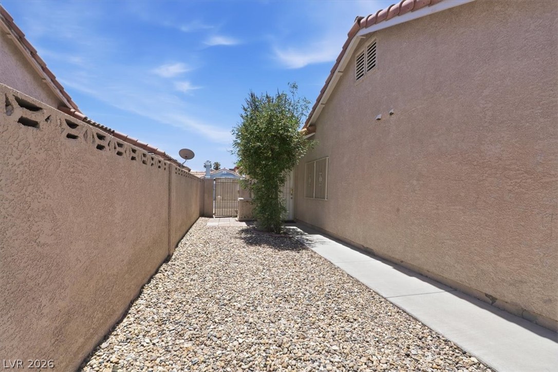 1344 White Drive Property Photo 22
