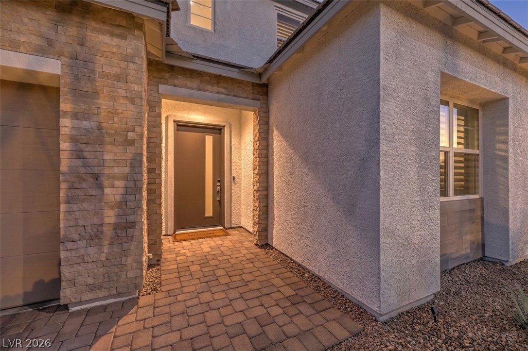 10214 Sequoia Glen Avenue Property Photo 2