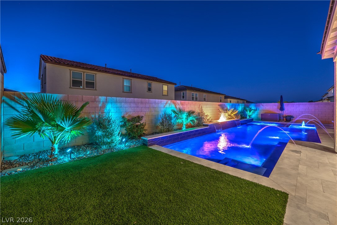 10214 Sequoia Glen Avenue Property Photo 6