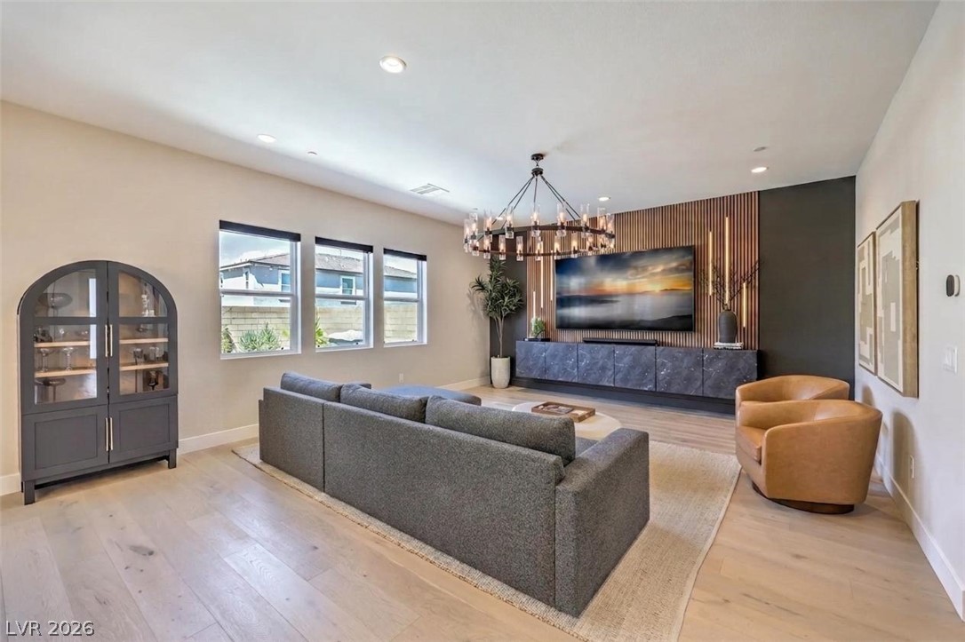 10214 Sequoia Glen Avenue Property Photo 10