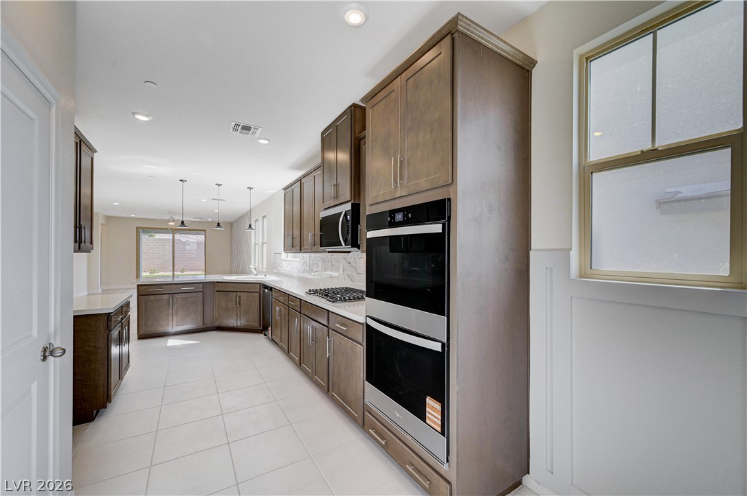 12470 Madison Park Place Property Photo 23