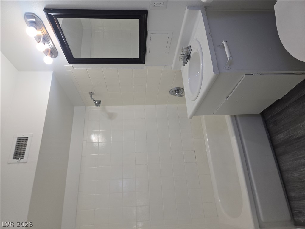 2937 Stewart Avenue 3 Property Photo 14