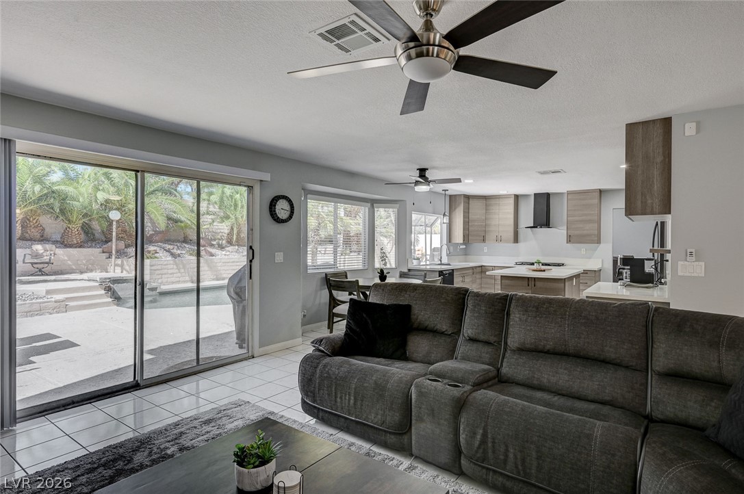 9920 Barrier Reef Drive Property Photo 14