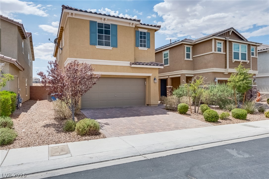 2807 Donatello Manor Place Property Photo 2