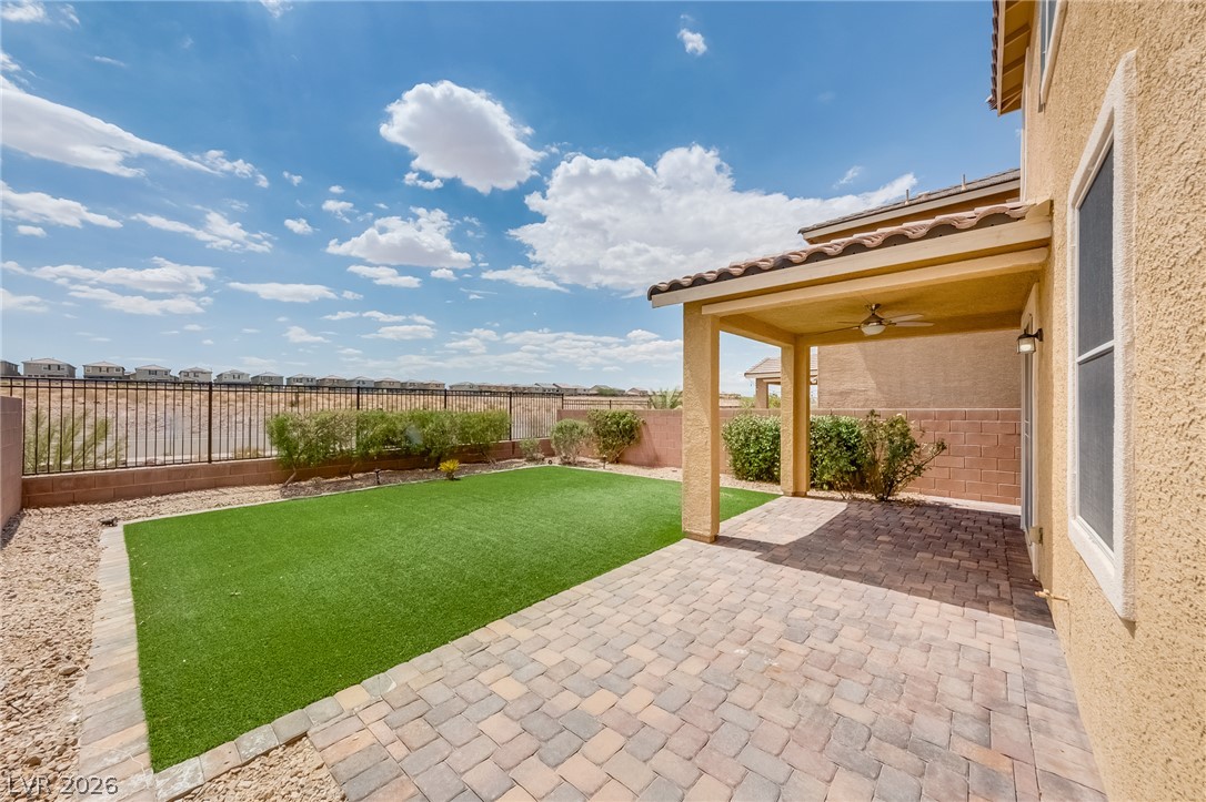 2807 Donatello Manor Place Property Photo 5