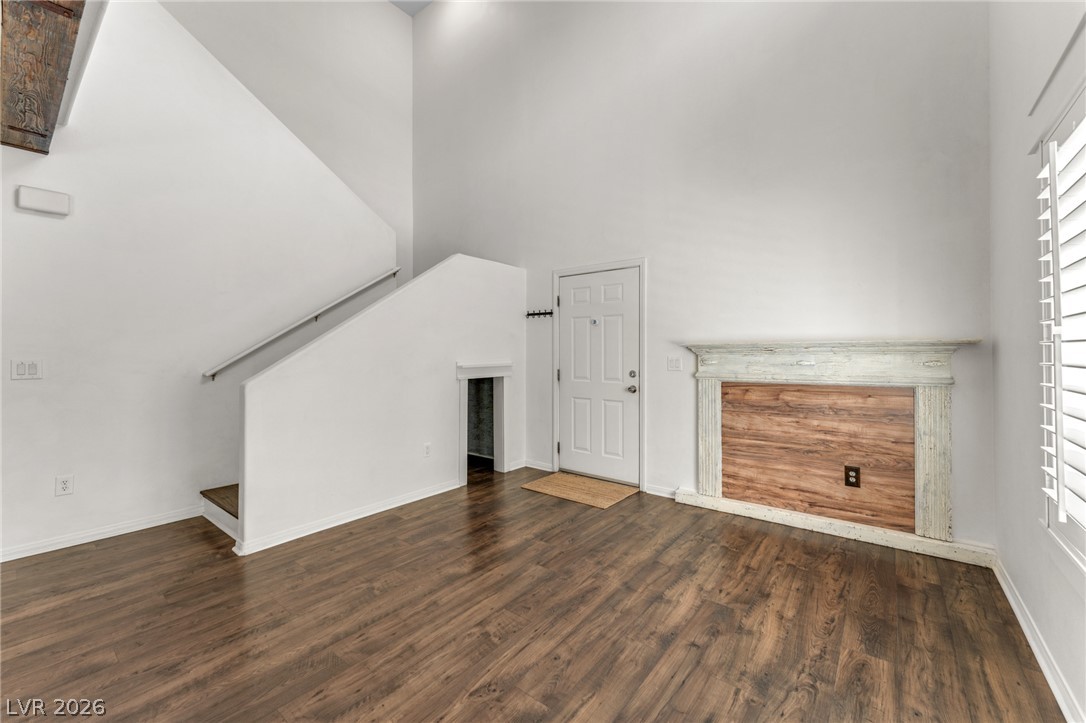 10515 Gold Shadow Avenue Property Photo 3
