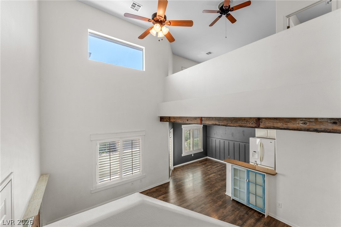 10515 Gold Shadow Avenue Property Photo 12