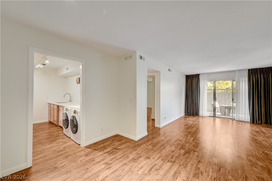 650 Oakmont Avenue 2113 Property Photo 8