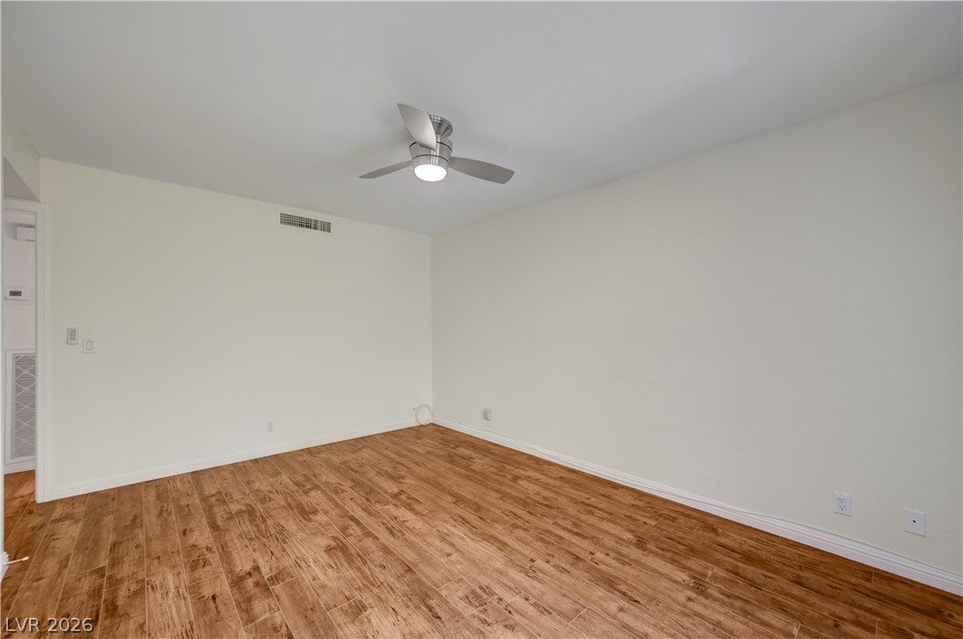 650 Oakmont Avenue 2113 Property Photo 17