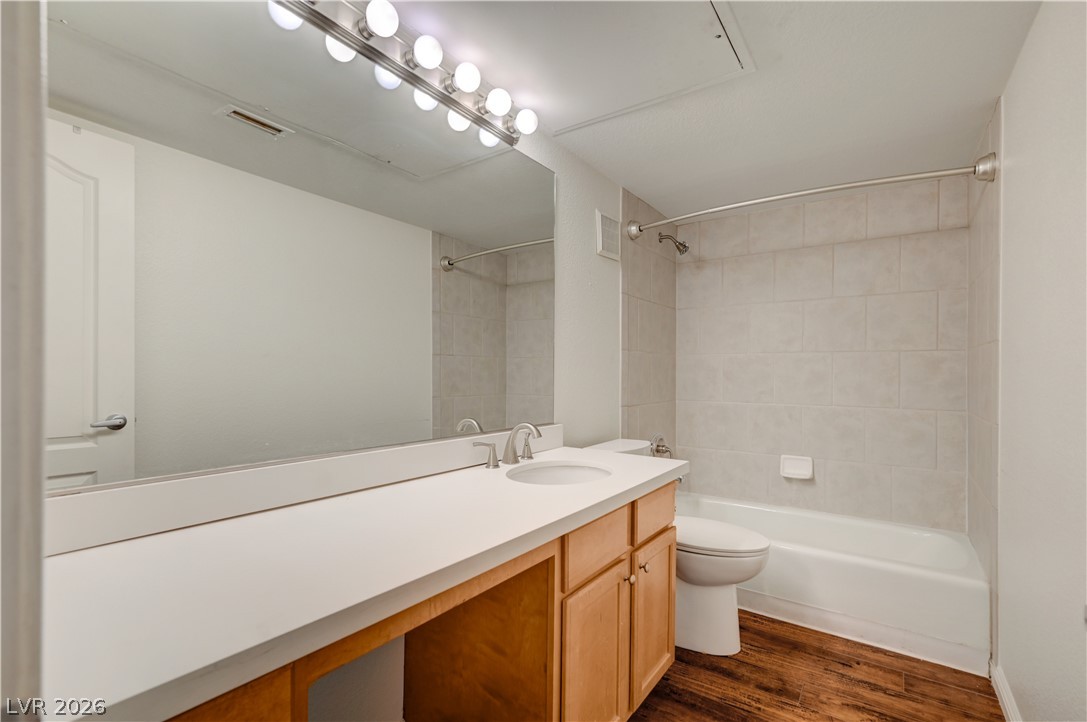 650 Oakmont Avenue 2113 Property Photo 20