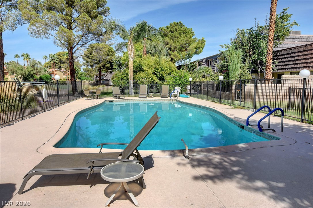 650 Oakmont Avenue 2113 Property Photo 47